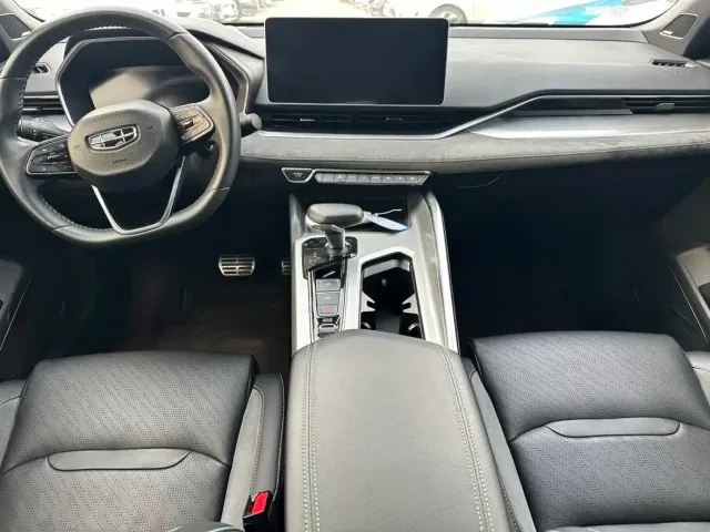 Geely Xingrui — Фото автомобиля 4