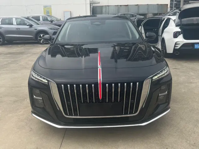 Hongqi H5 — Фото автомобиля 2