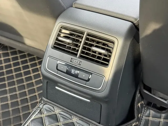 Audi A4L — Фото автомобиля 11