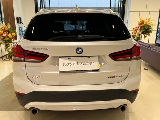 BMW X1 — Фото автомобиля 5