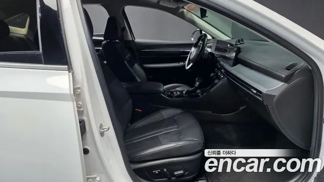 Hyundai Sonata Sonata Edge(DN8) 2.0 LPG(Для проката) — Фото автомобиля 9