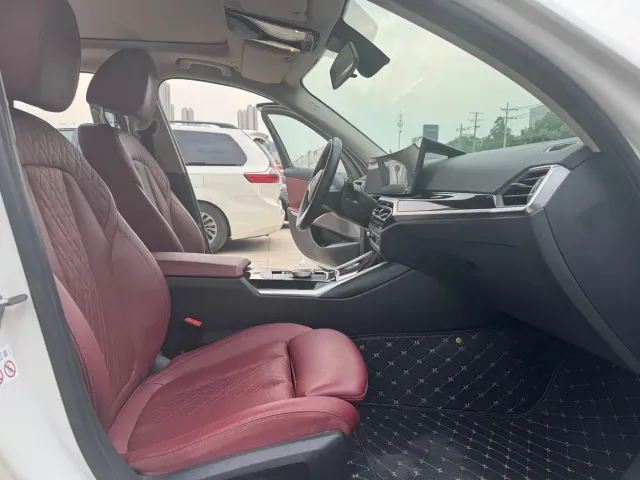 BMW i3 — Фото автомобиля 15