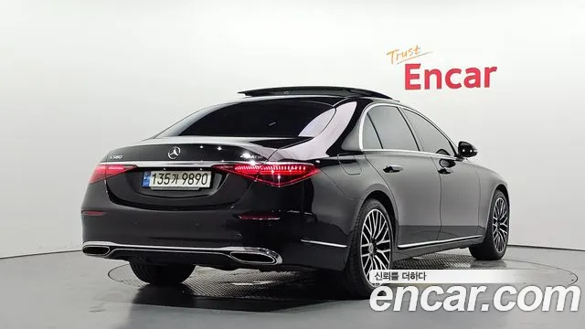 Mercedes-Benz S-Class — Фото автомобиля 2