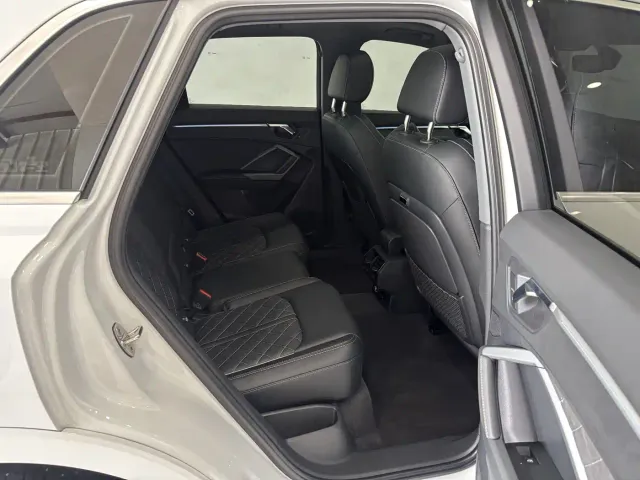Audi Q3 — Фото автомобиля 23