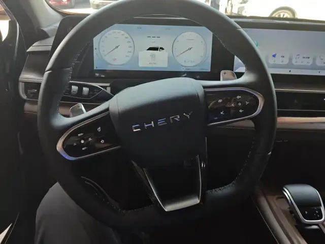 Chery Arrizo 8 — Фото автомобиля 15