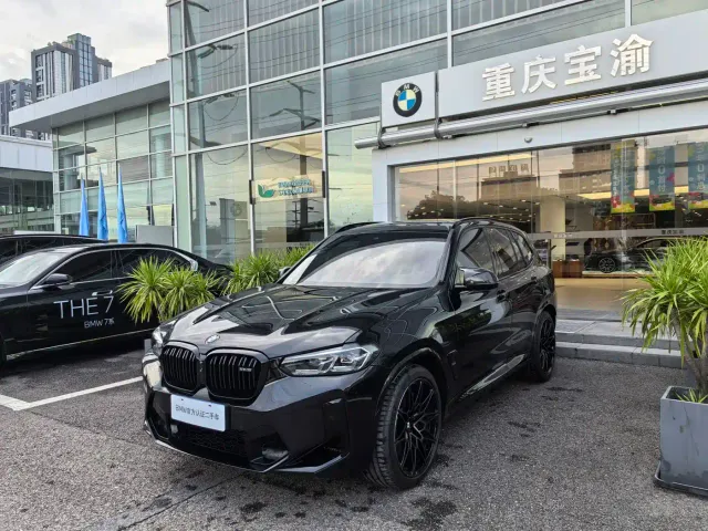 Фотография автомобиля — BMW X3 M