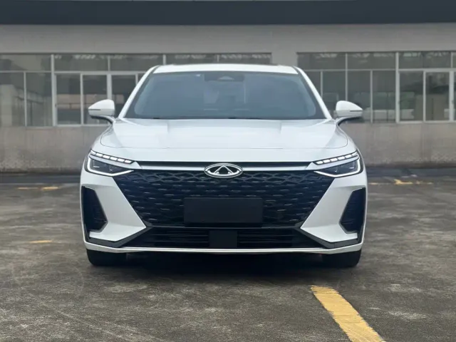 Chery Arrizo 8 — Фото автомобиля 2