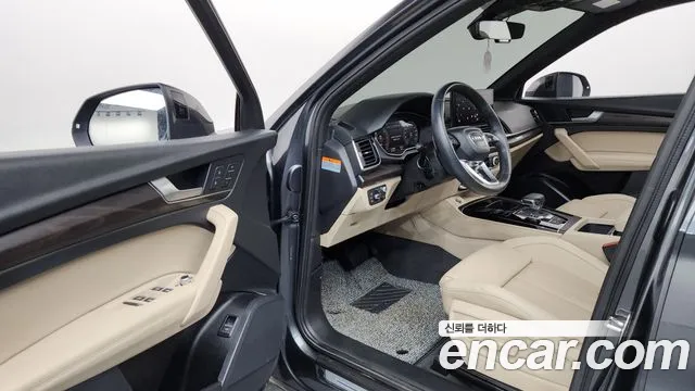 Audi Q5 FY — Фото автомобиля 10