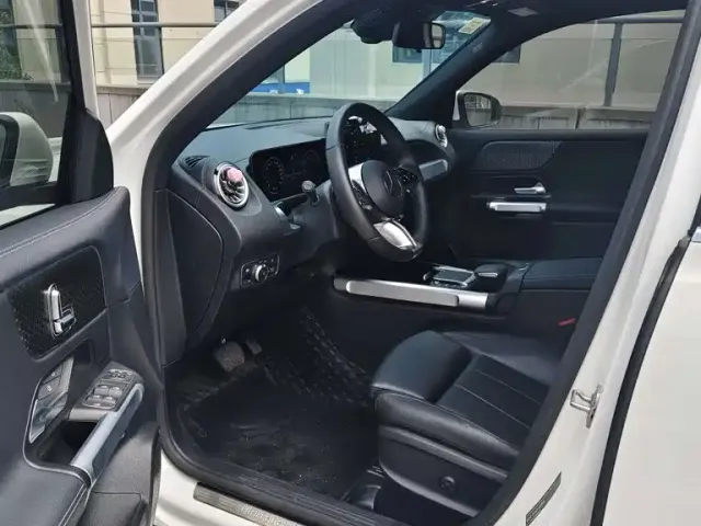 Mercedes-Benz GLB-Class — Фото автомобиля 7