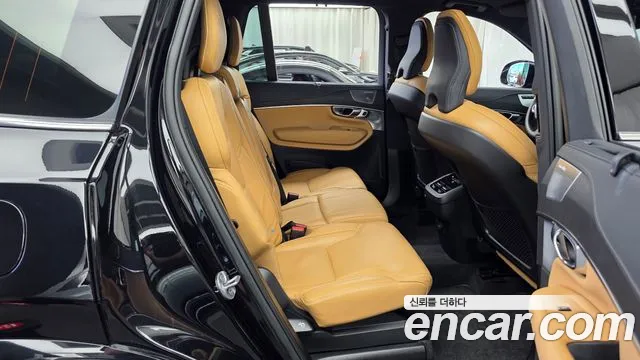Volvo XC90 Generation 2 — Фото автомобиля 12