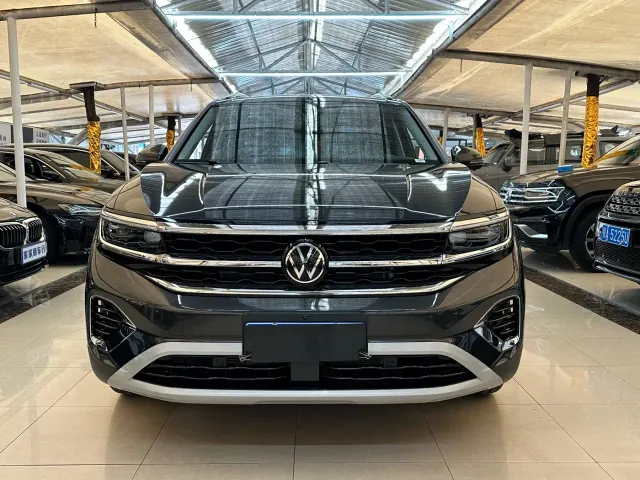 Volkswagen Talagon — Фото автомобиля 2