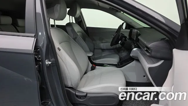 Hyundai Kona — Фото автомобиля 11