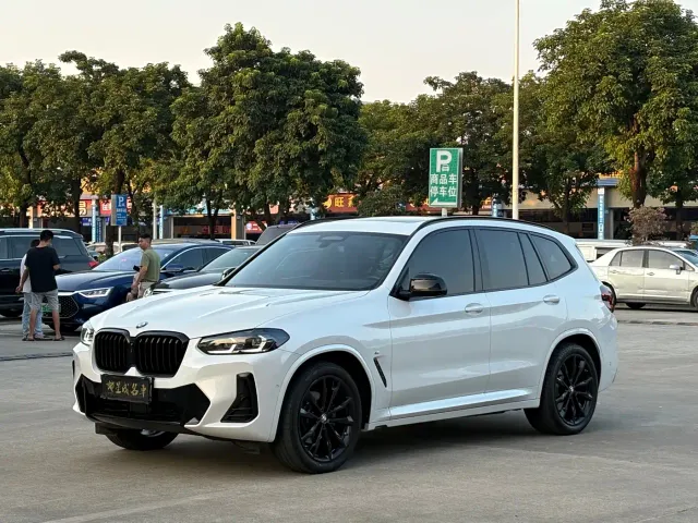 Фотография автомобиля — BMW X3