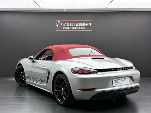 Porsche 718 — Фото автомобиля 2
