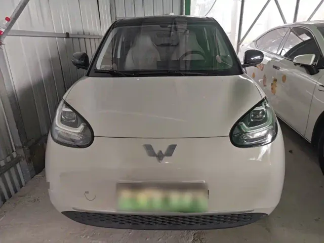 Wuling Bingo — Фото автомобиля 2