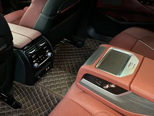 BMW 5 Series — Фото автомобиля 10