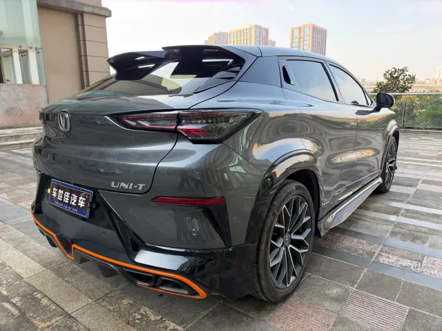 Changan UNI-T — Фото автомобиля 6