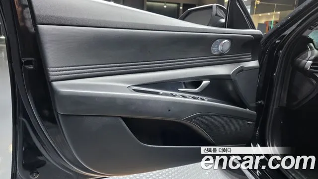 Hyundai Avante CN7 — Фото автомобиля 13