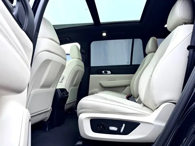Li Auto ONE — Фото автомобиля 17
