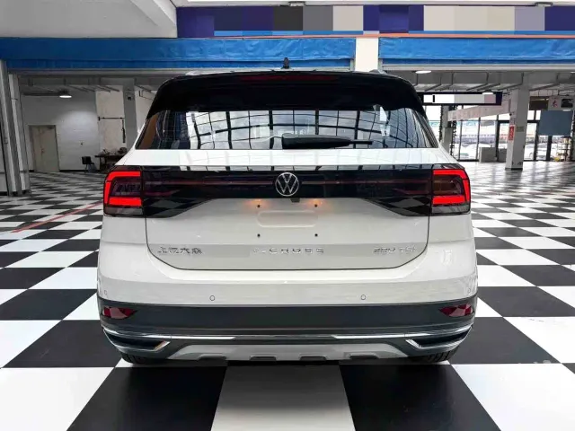 Volkswagen T-Cross — Фото автомобиля 18
