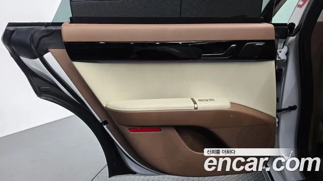 Hyundai Grandeur GN7 — Фото автомобиля 13