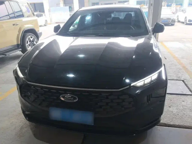Ford Mondeo — Фото автомобиля 2