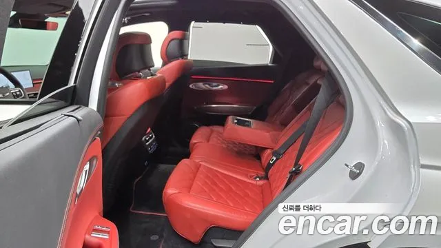 Genesis GV70 2.5T Бензин AWD — Фото автомобиля 12