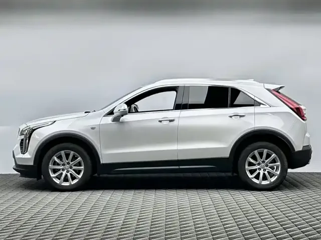 Cadillac XT4 — Фото автомобиля 4