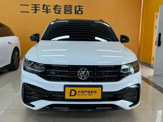 Volkswagen Tiguan X — Фото автомобиля 2