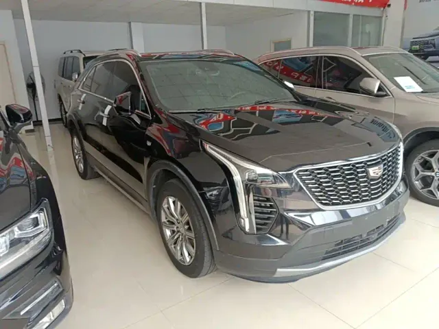 Cadillac XT4 — Фото автомобиля 3
