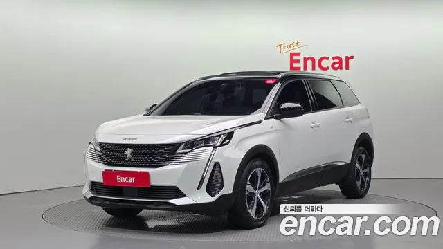 Фотография автомобиля — Peugeot 5008 1.2 Pure Tech GT