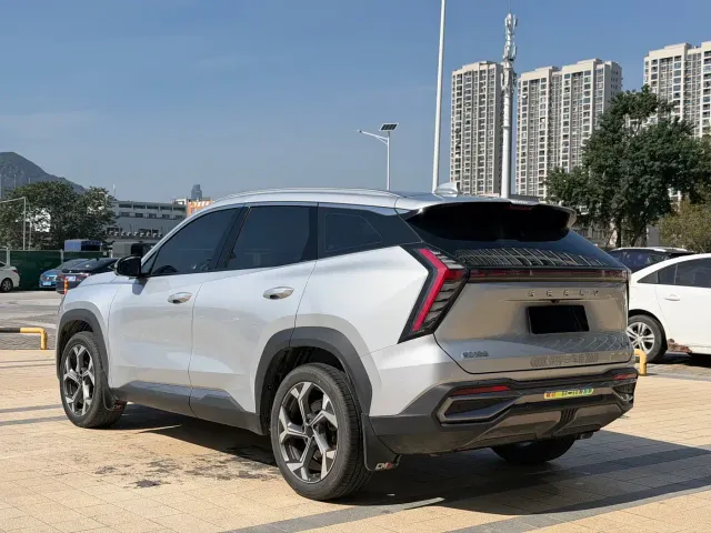 Geely Boyue L — Фото автомобиля 6