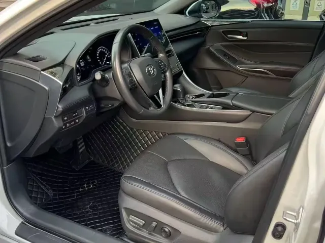 Toyota Avalon — Фото автомобиля 7