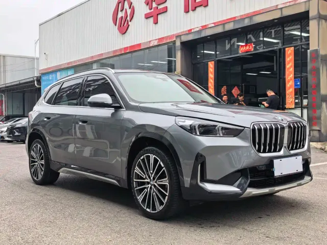 BMW X1 — Фото автомобиля 3