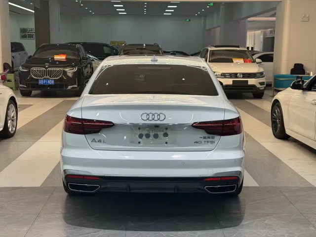 Audi A4L — Фото автомобиля 4