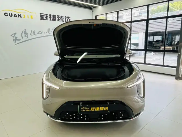 IM Motors LS6 — Фото автомобиля 3