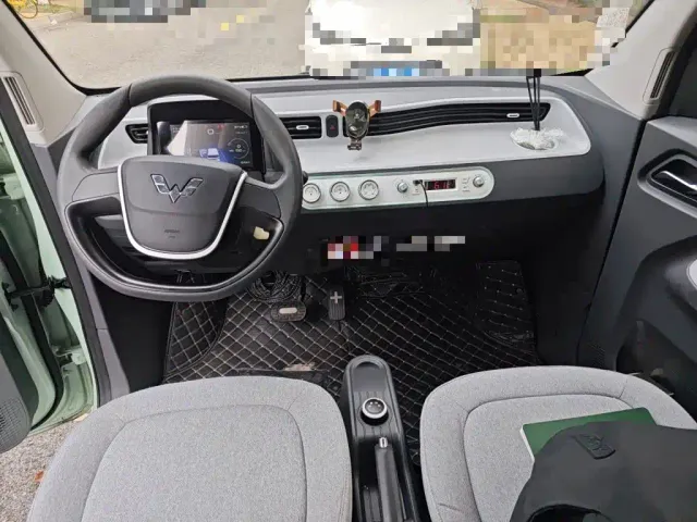 Wuling Hongguang Mini EV — Фото автомобиля 5