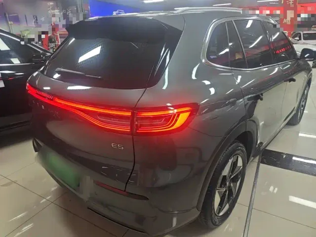 Geely Galaxy E5 — Фото автомобиля 6