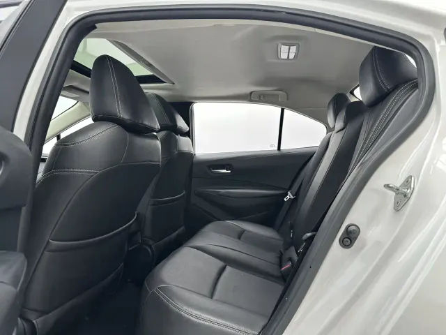 Toyota Corolla — Фото автомобиля 6