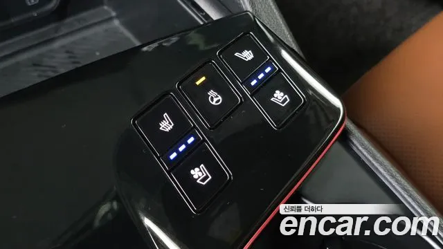 Kia Sportage Sportage 5-е поколение Бензин 1.6 Turbo 4WD — Фото автомобиля 16
