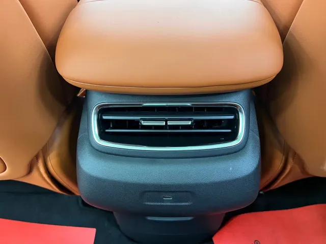 Changan Qiyuan Q07 — Фото автомобиля 18