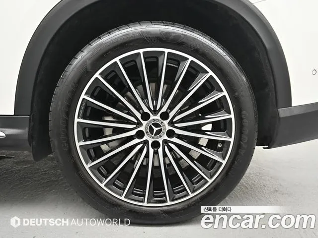 Mercedes-Benz GLC-Class GLC-класс X254 GLC300 4MATIC Avantgarde — Фото автомобиля 5