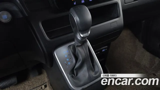 Hyundai Staria — Фото автомобиля 12