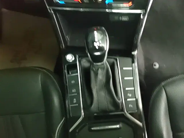 Volkswagen Passat — Фото автомобиля 13