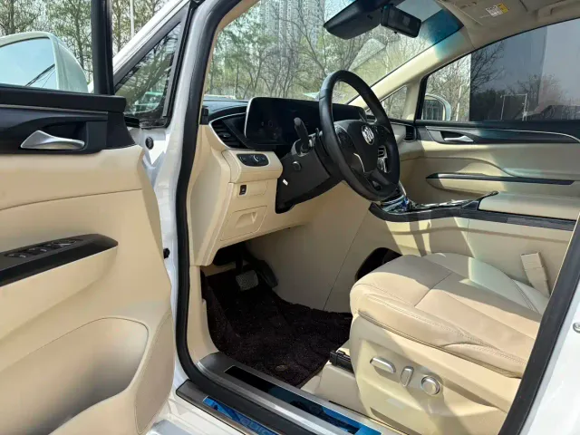 Buick Buick GL8 2023 ES Landmaster Exclusive — Фото автомобиля 9