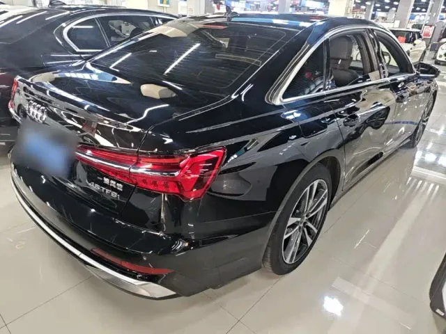 Audi A6L — Фото автомобиля 6