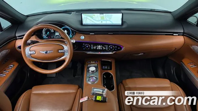 Genesis GV70 — Фото автомобиля 10
