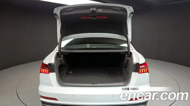 Audi A6 45 TFSI Premium — Фото автомобиля 20