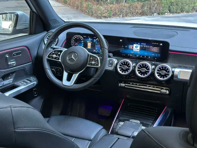 Mercedes-Benz GLB-Class — Фото автомобиля 7