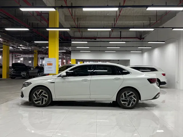 Volkswagen Sagitar — Фото автомобиля 14